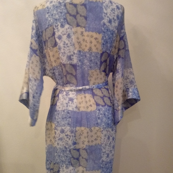 Floral Patchwork Kimono Robe - Picture 4 of 6